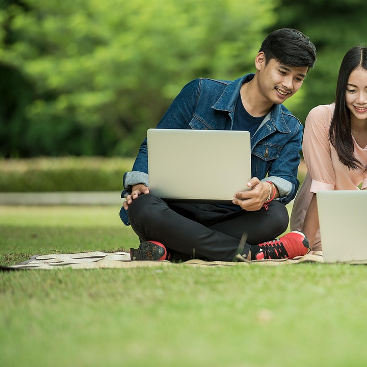 community collaboration laptops